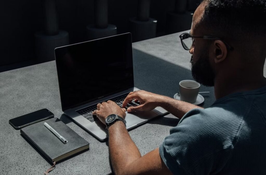 UploadBlog.com Business Promotion